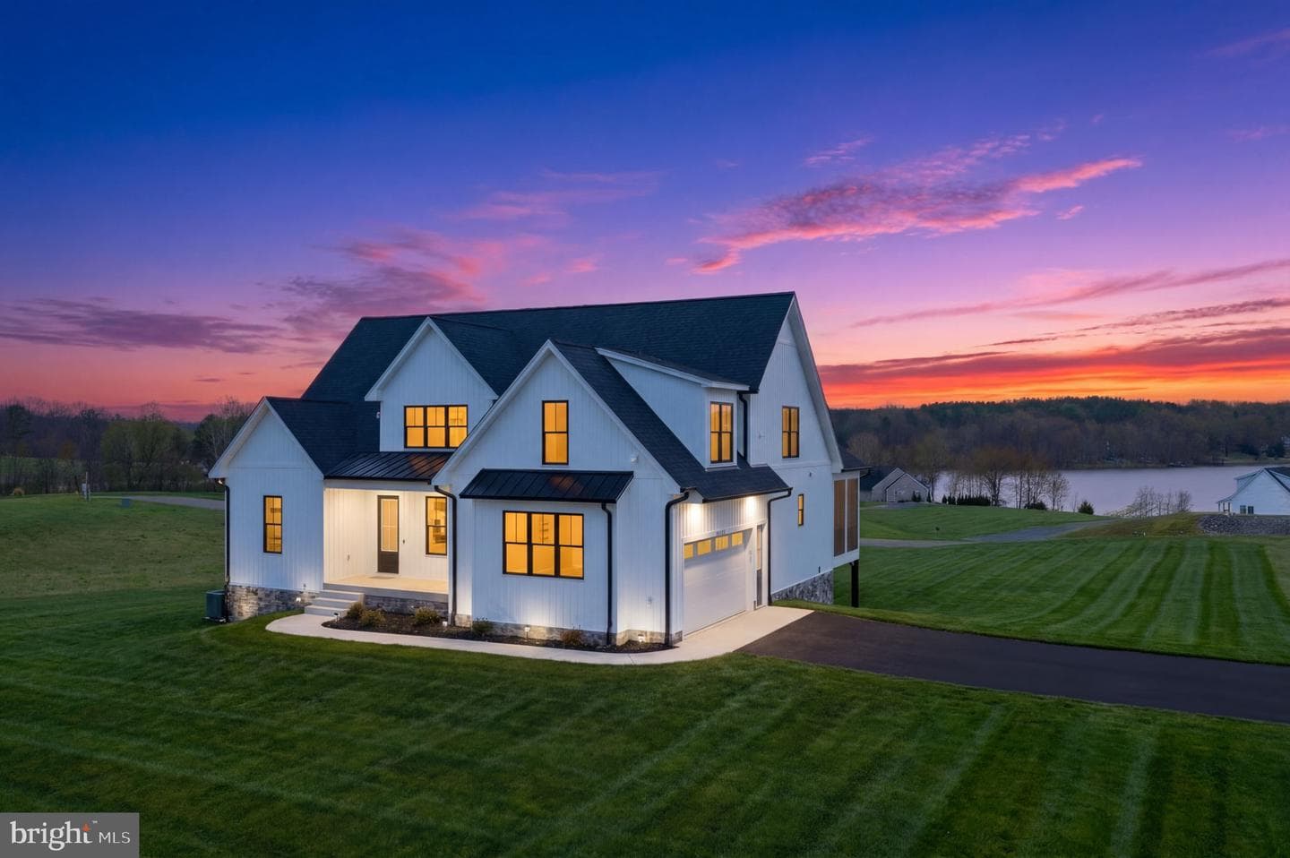 20359 Lookout Circle