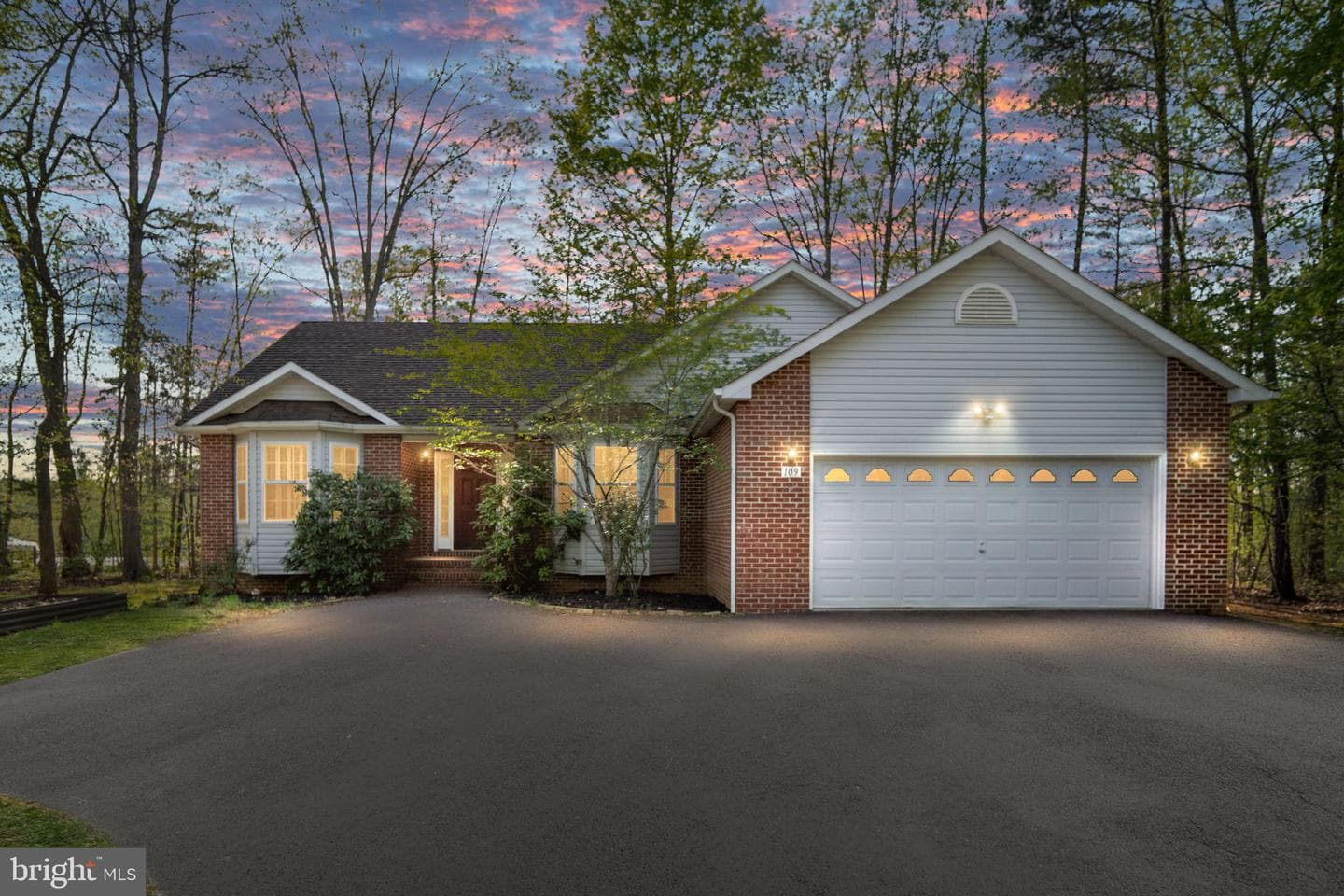 109 Cedar Court photo 1