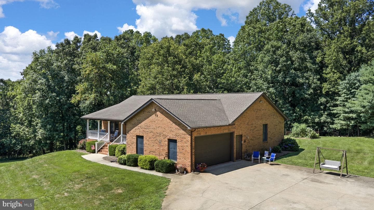 8350 Rapidan Hunt Lane, Rapidan