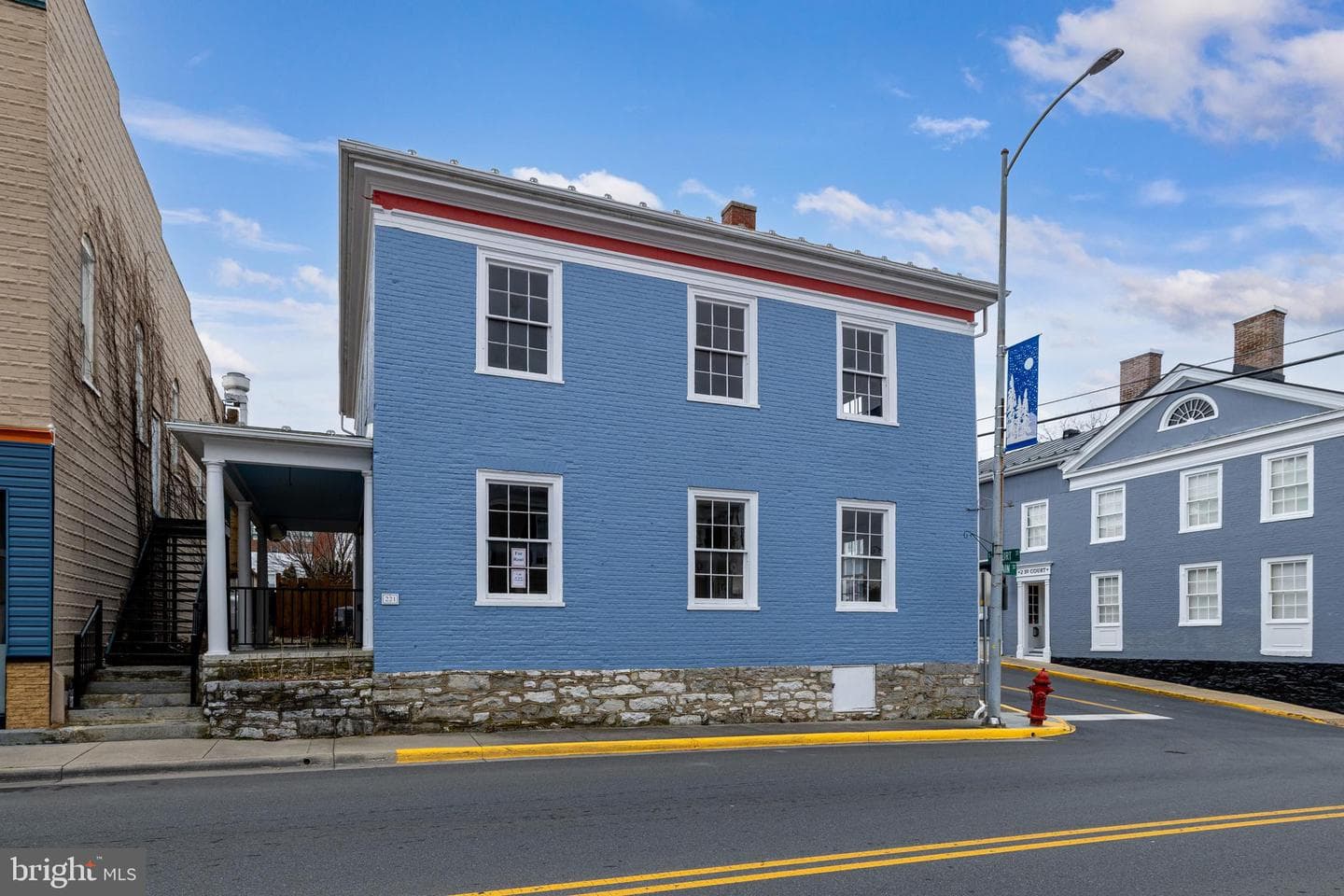 221 W Main Street