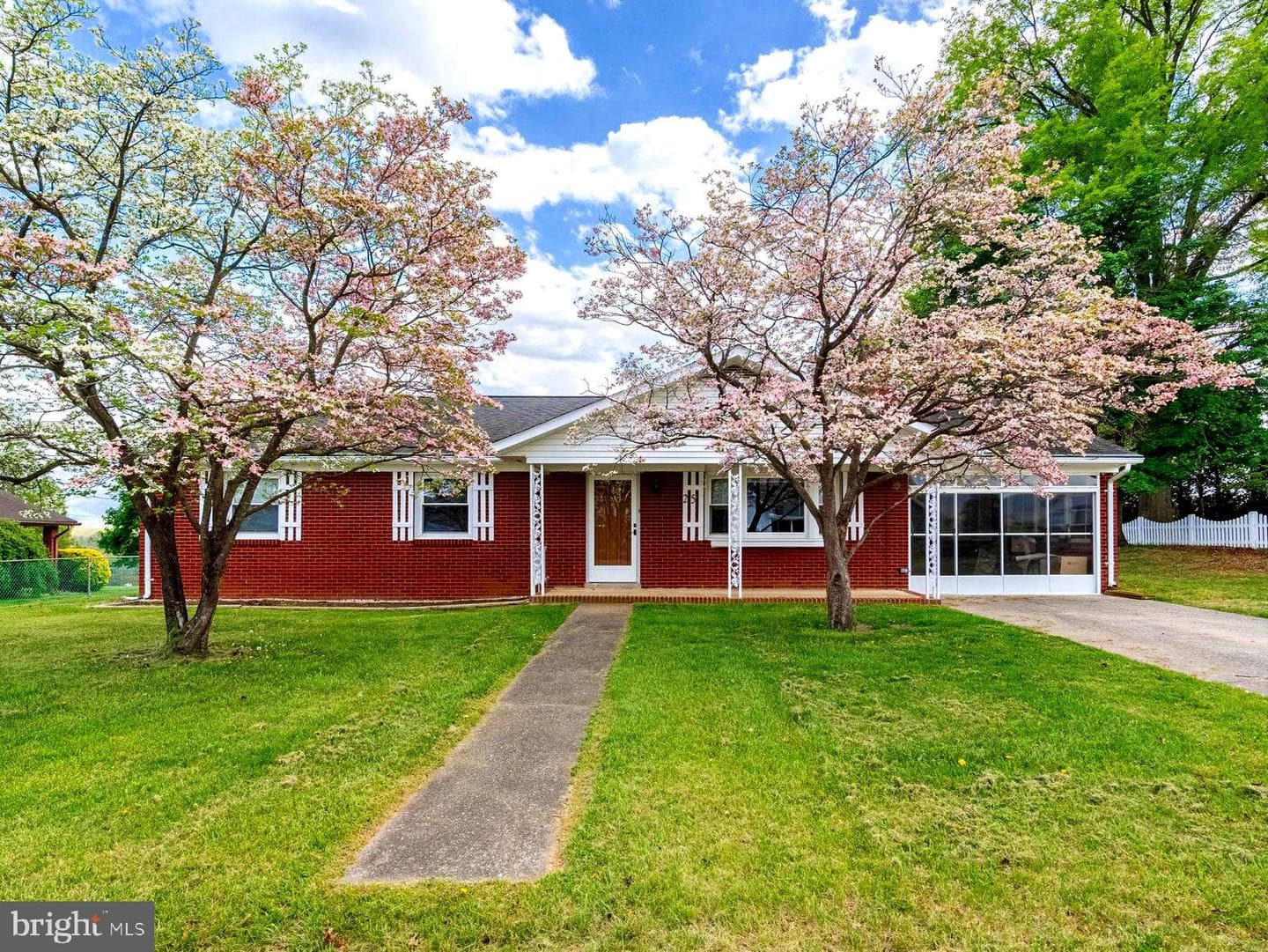 25 Woodland Park Drive