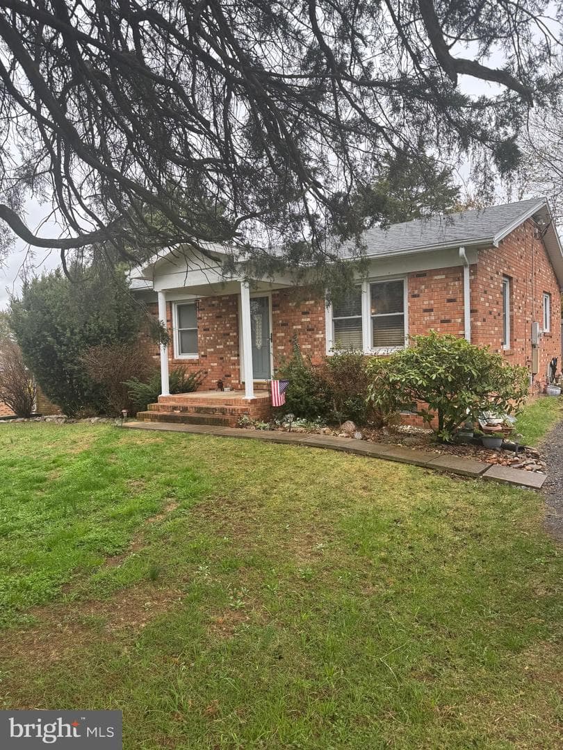2 Massanutten Place photo 1