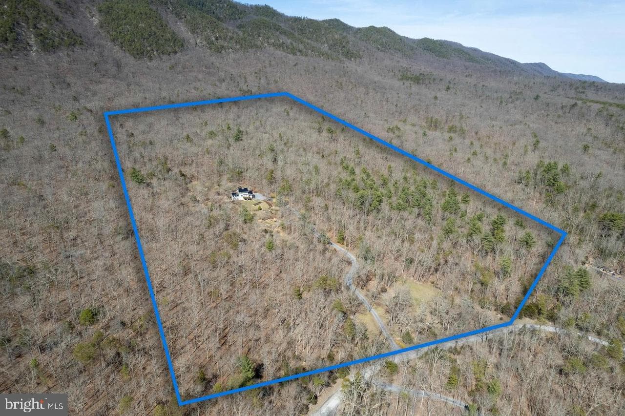 1131 Page Valley Road photo 1