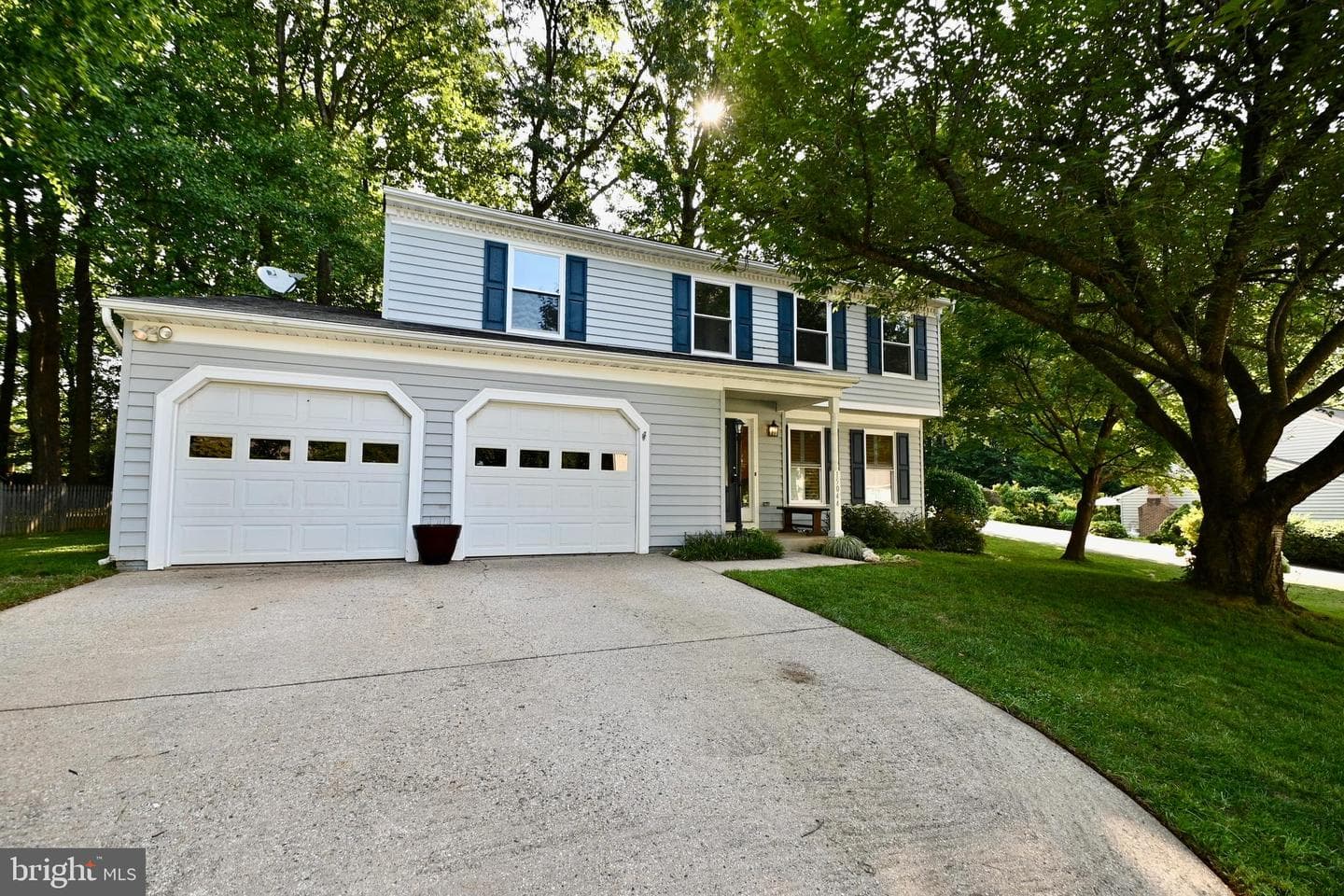 15044 Holleyside Drive photo 1