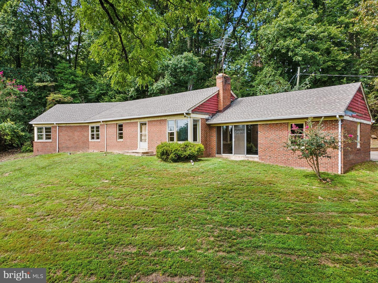 9370 Signal Station Drive photo 1