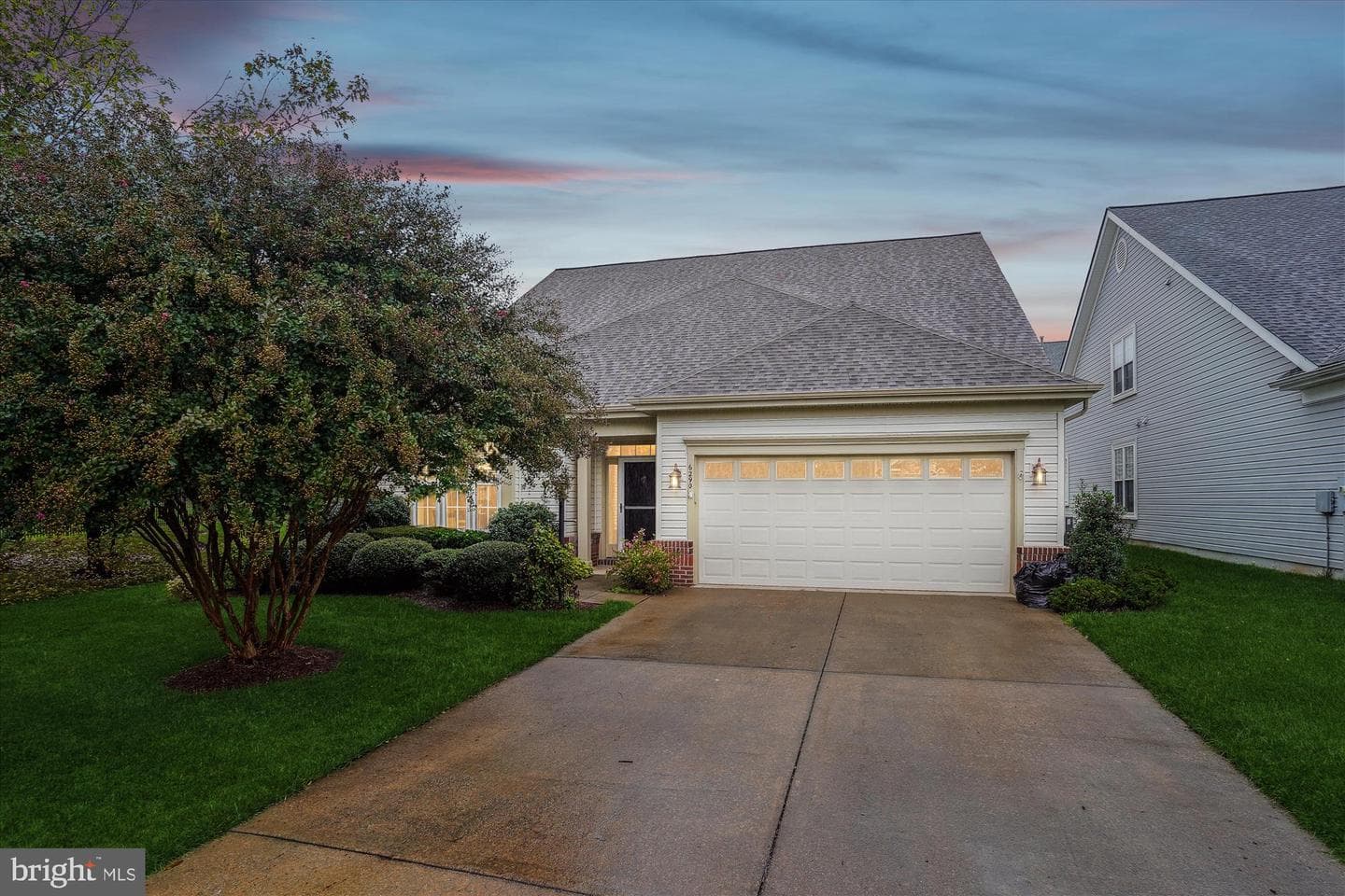 6290 Settlers Trail Place photo 1