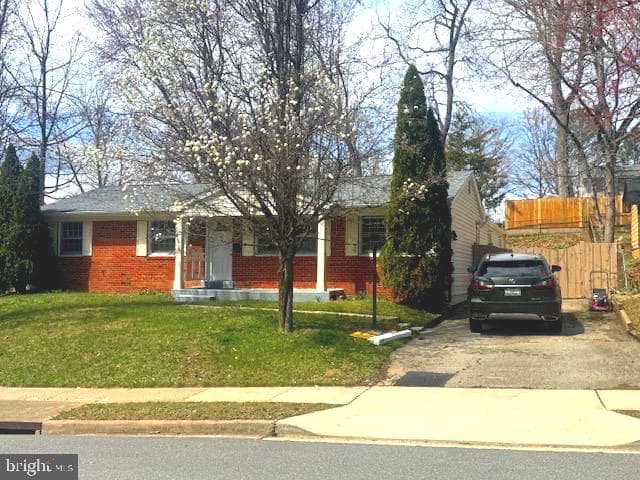 4606 Hamilton Drive photo 1