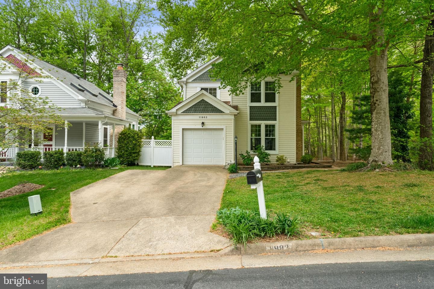 11983 Holly View Drive photo 1