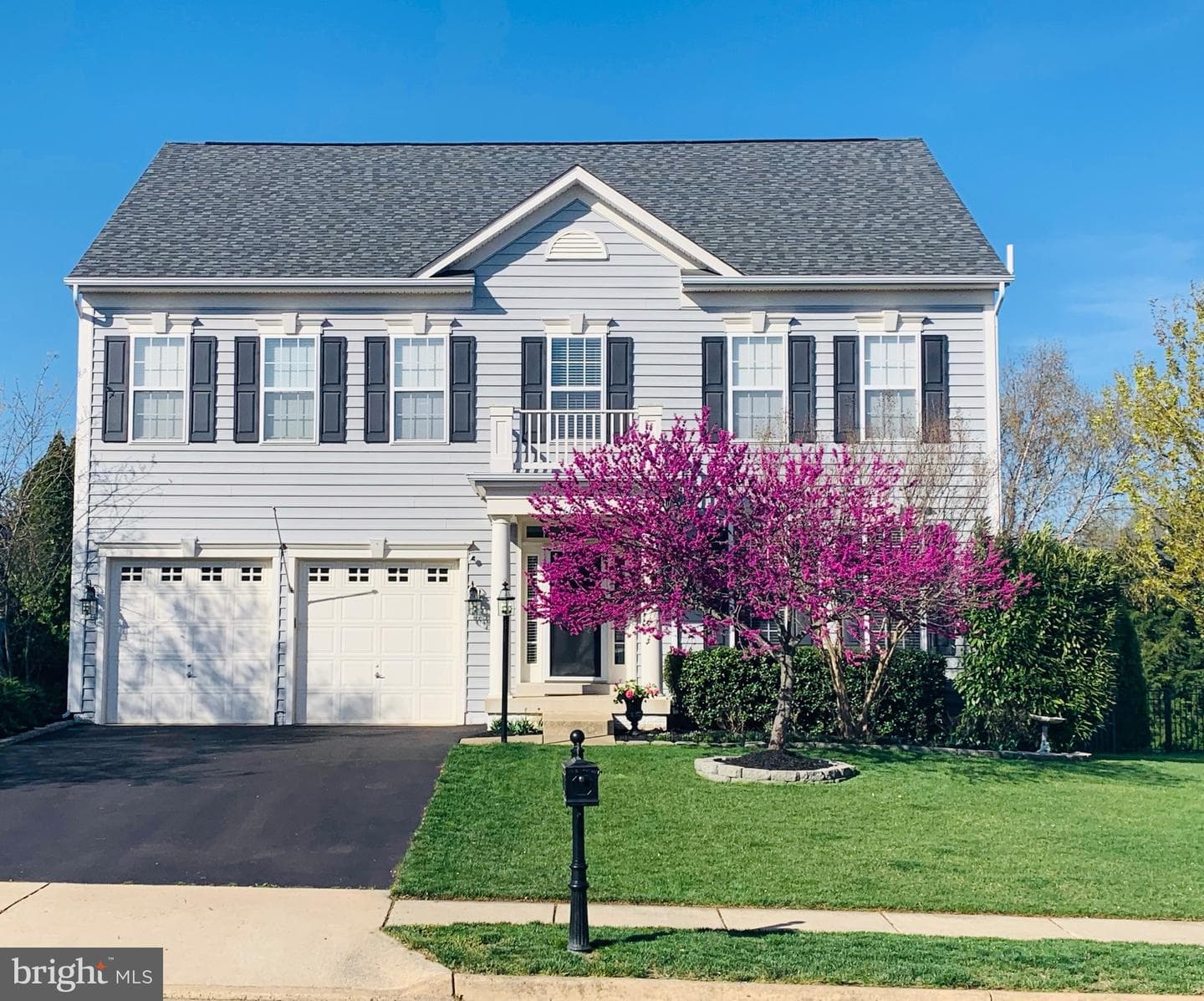 16124 Woodley Hills Road photo 1