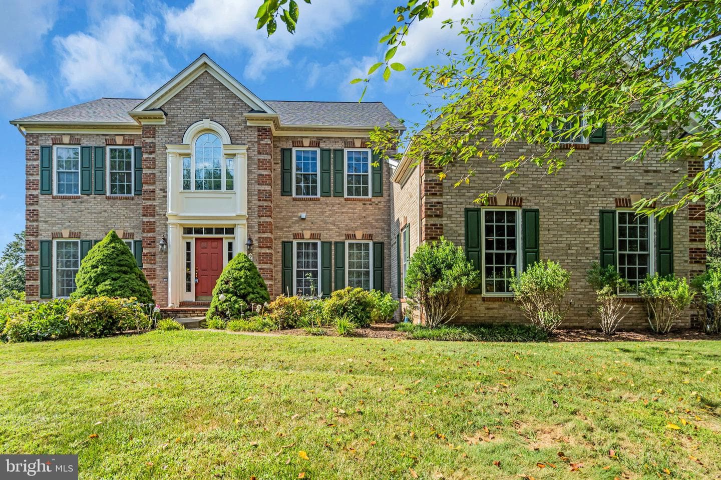 9800 Goldenberry Hill Lane photo 1