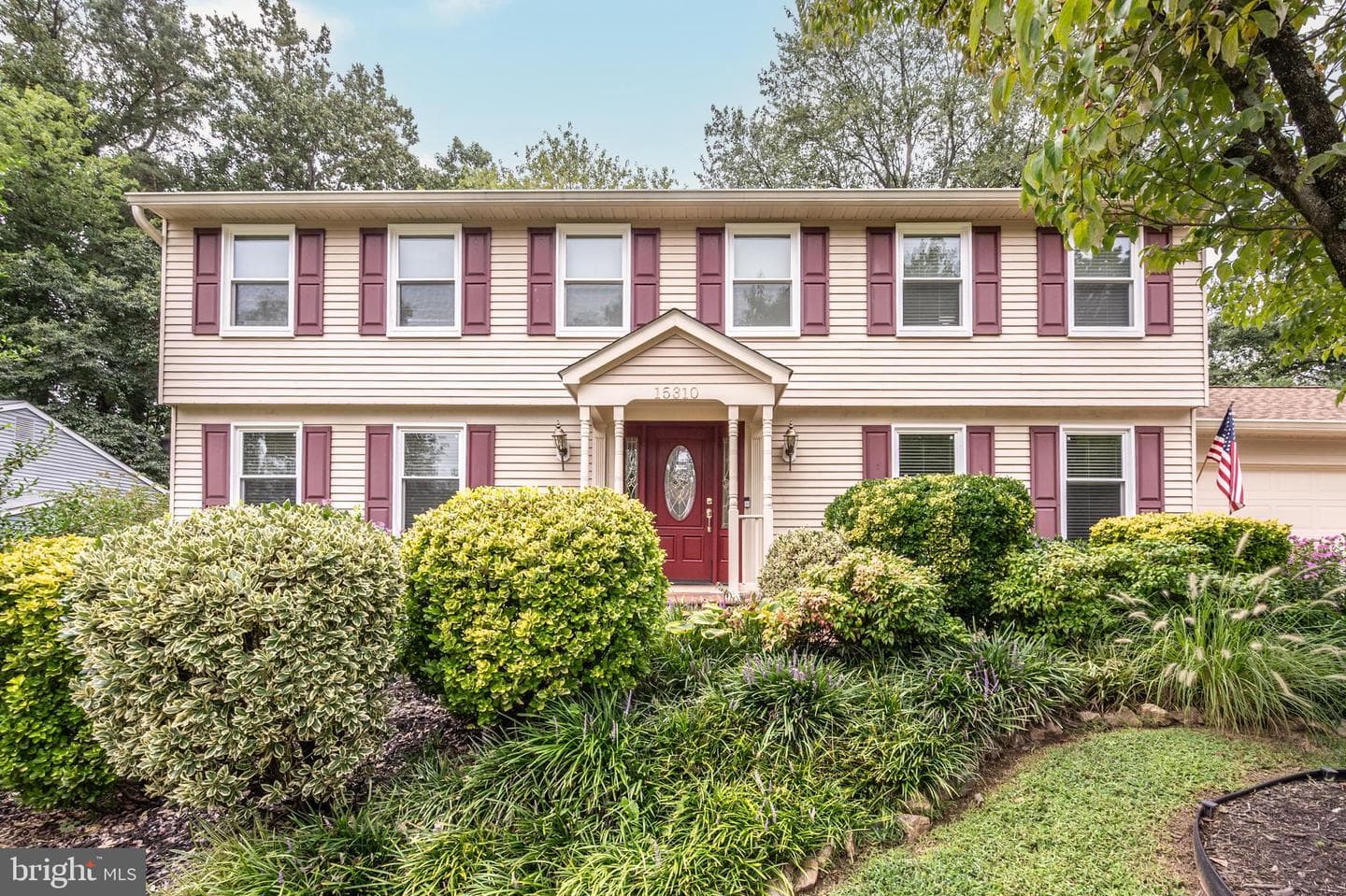 15310 Iris Lane photo 1