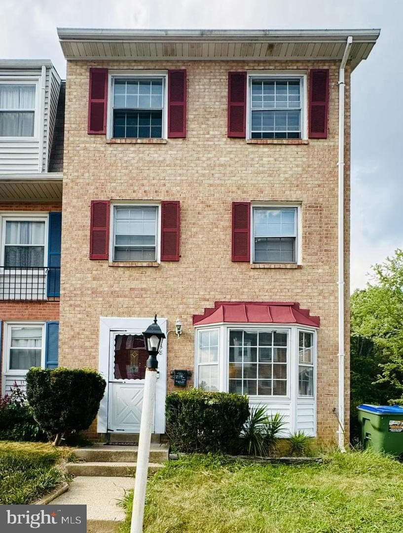 3258 Birchdale Square photo 1