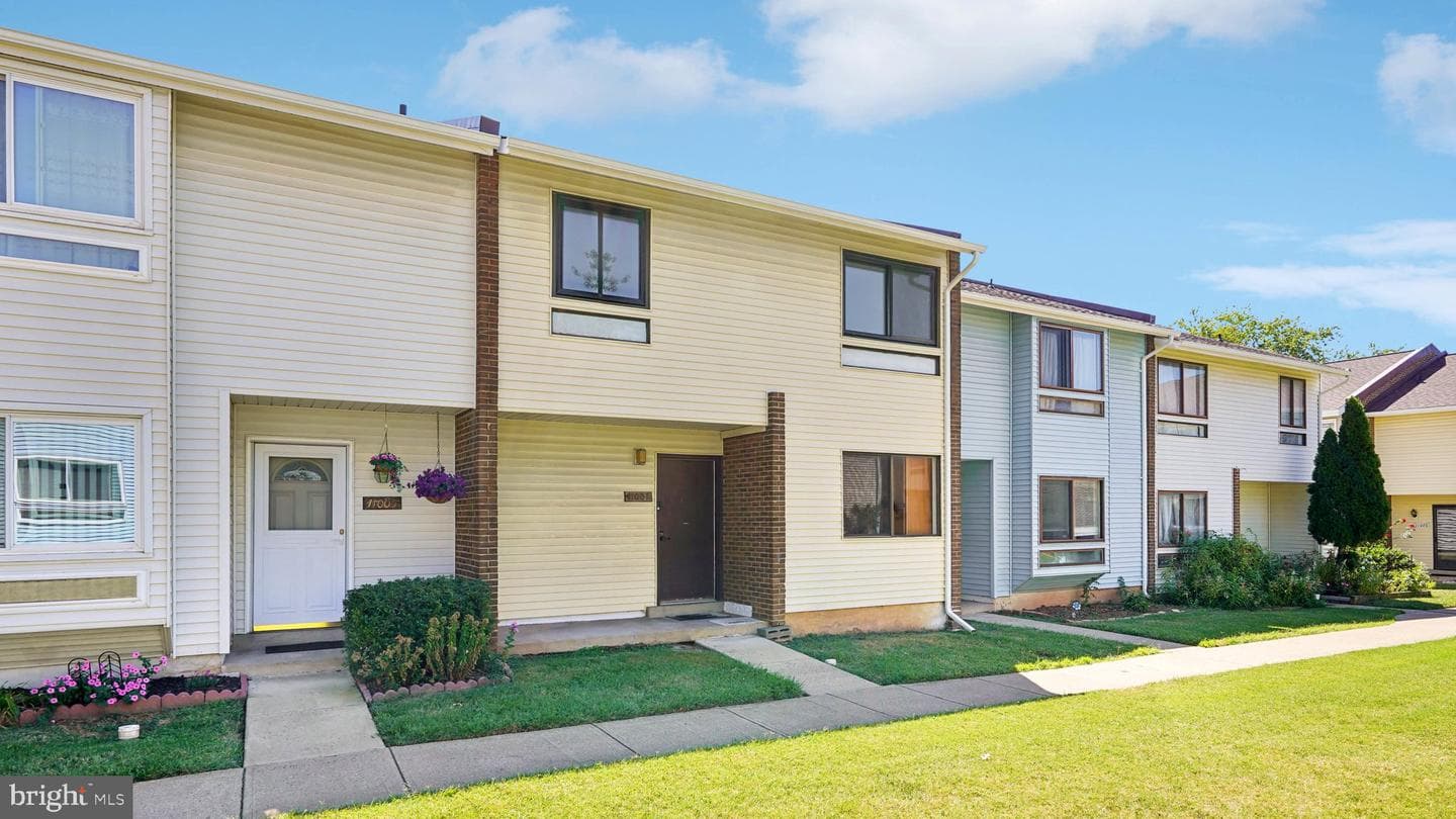 11007 Hiram Court photo 1
