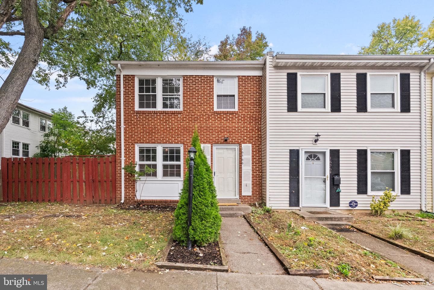 16566 Sherwood Place photo 1