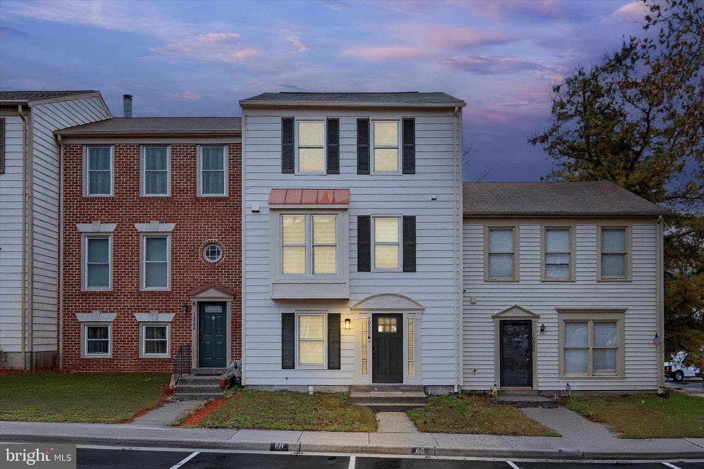 10502 Oronoco Lane photo 1