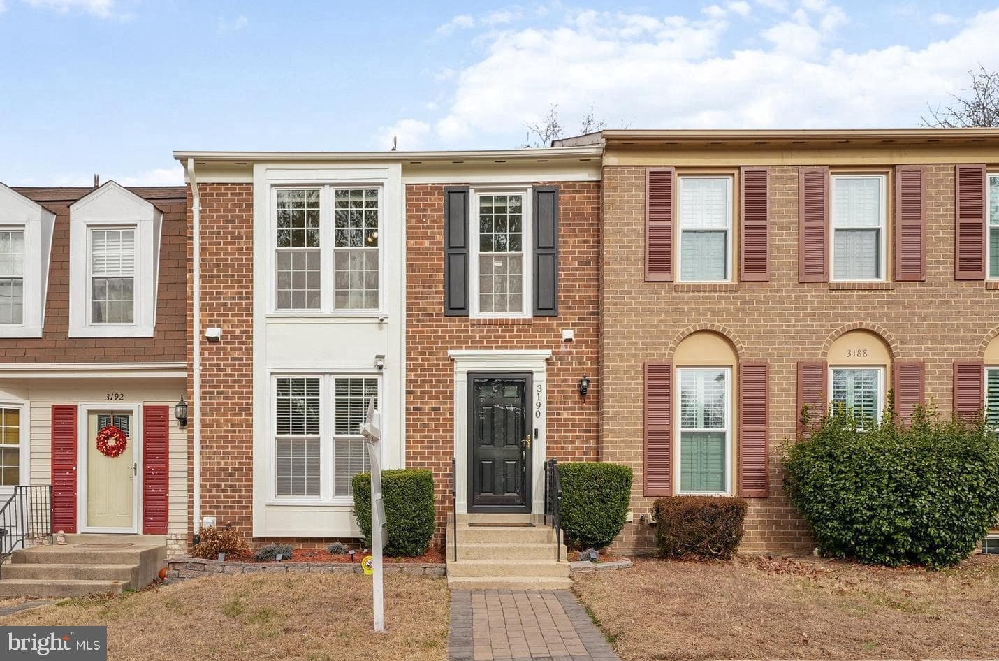3190 Narrow Glen Way photo 1
