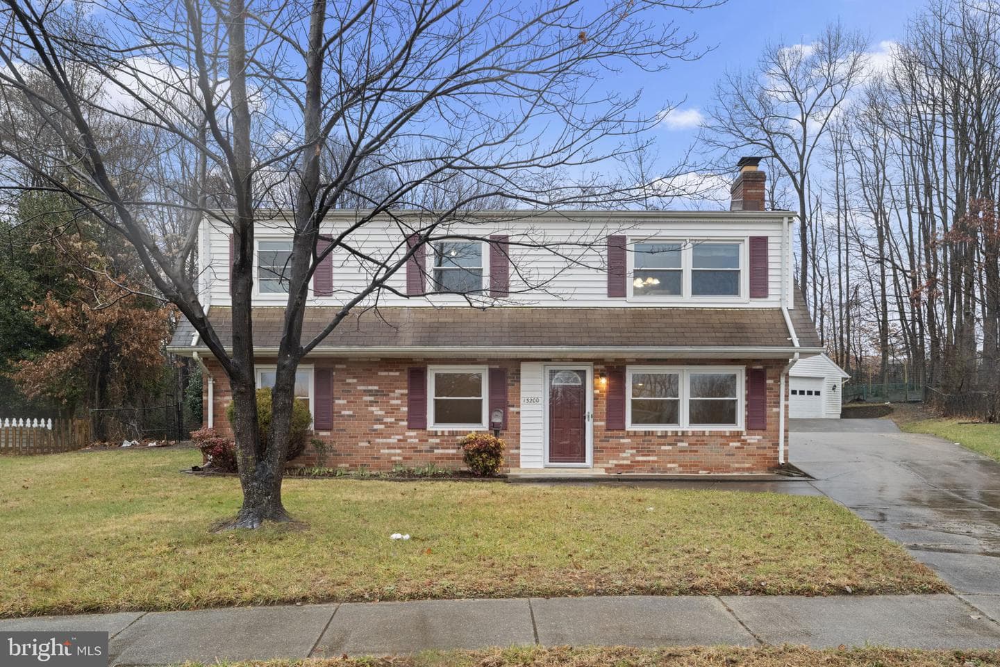 13200 Hawthorn Lane photo 1
