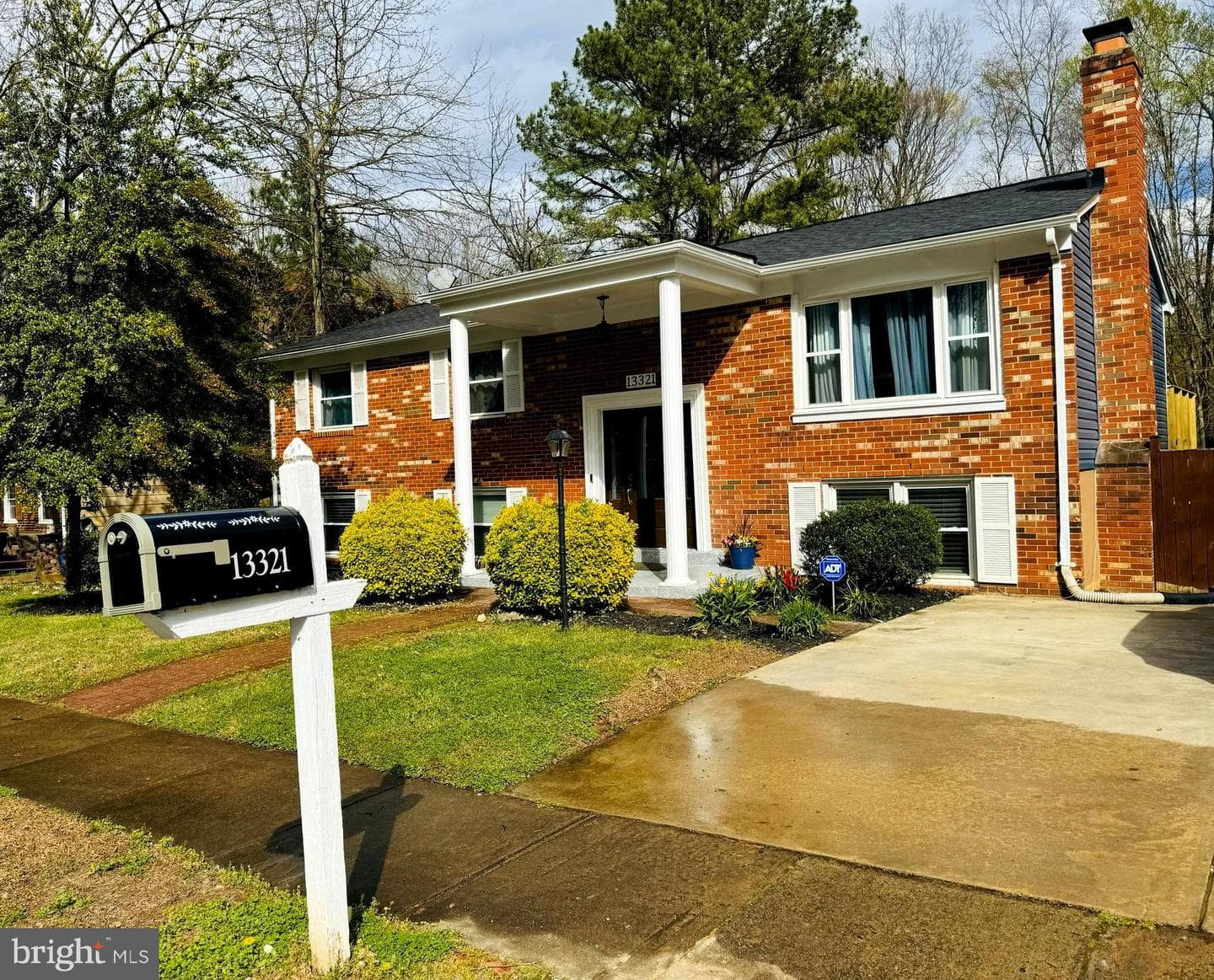 13321 Nassau Drive photo 1