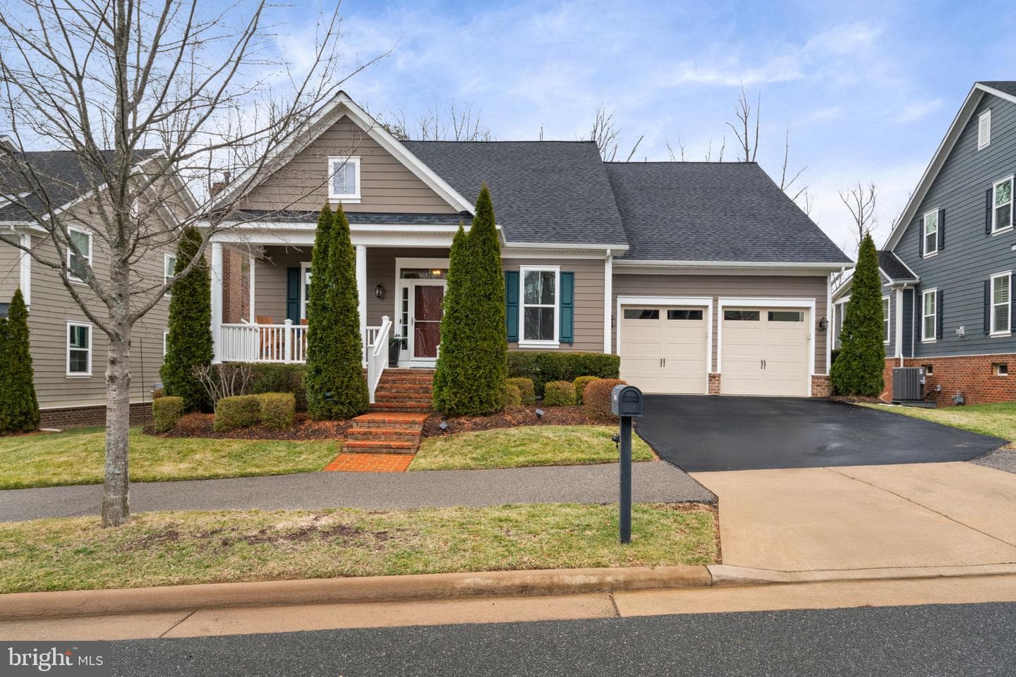 2493 Potomac River Boulevard photo 1