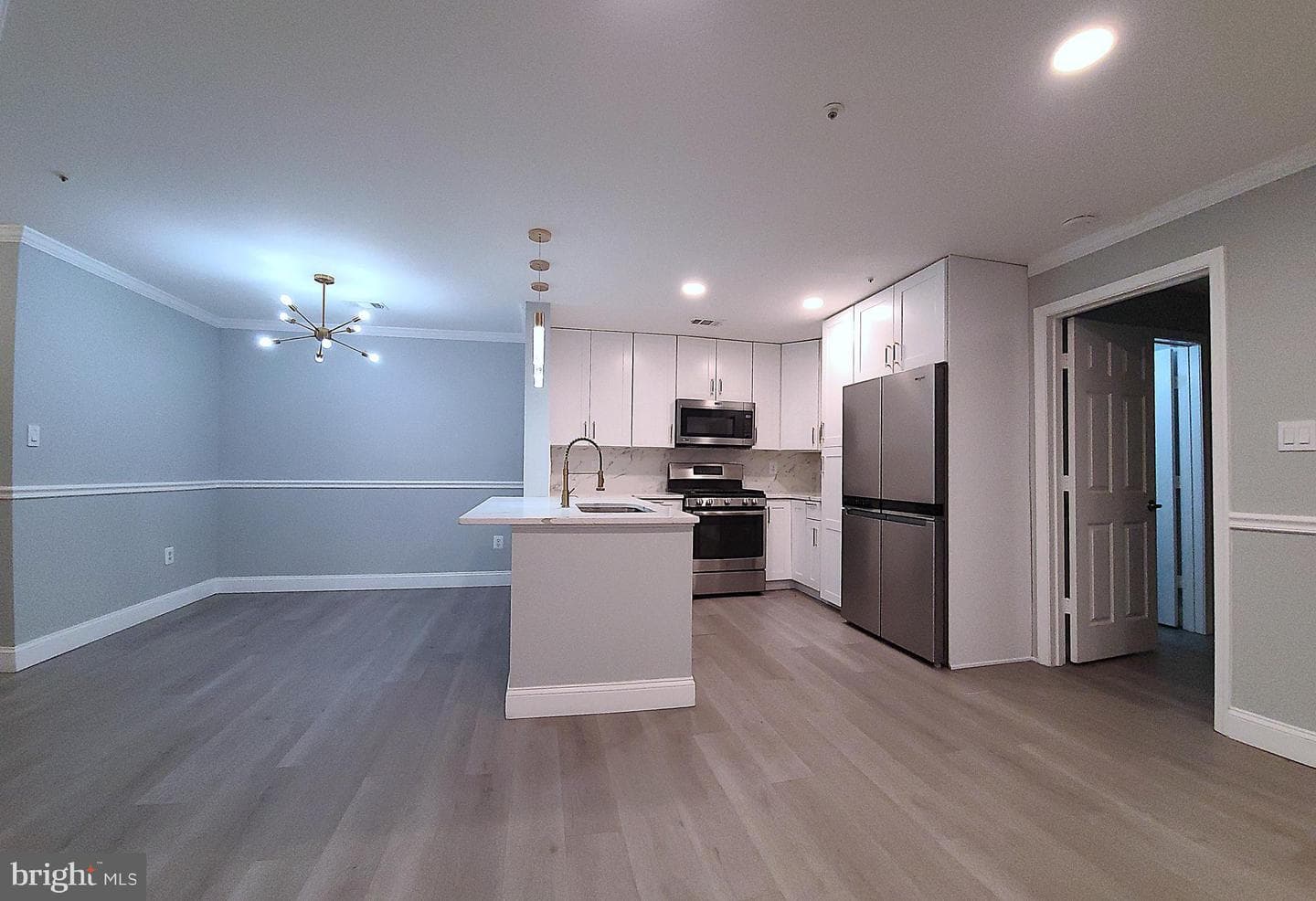 1049 Gardenview Loop #302 photo 1