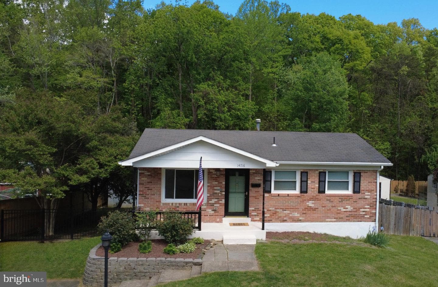 14716 Edgewater Drive photo 1