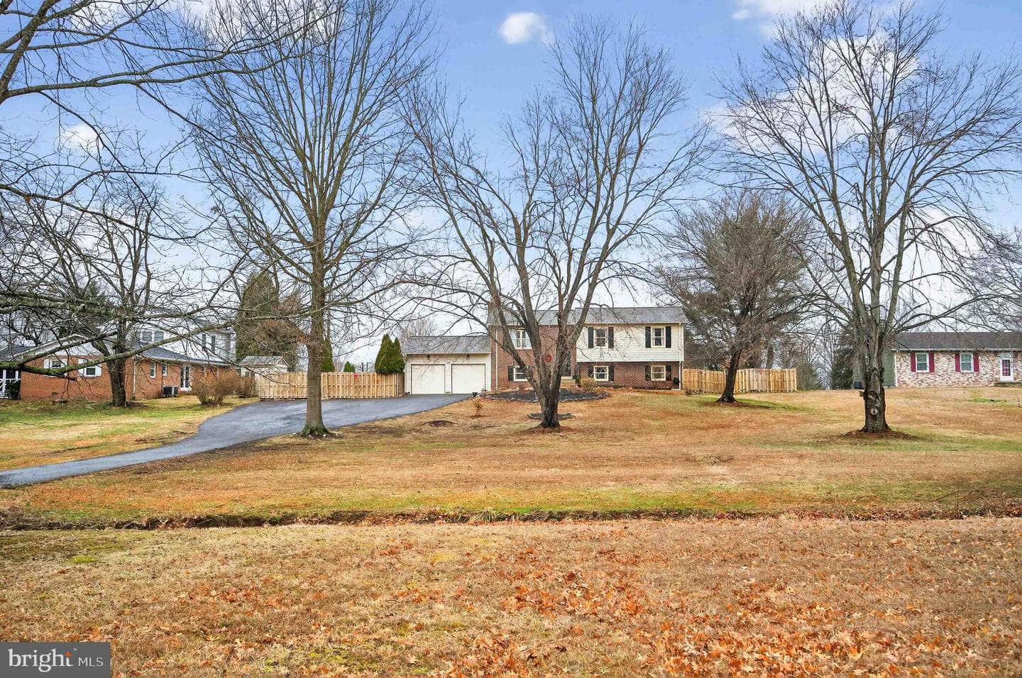 10314 Reid Lane photo 1