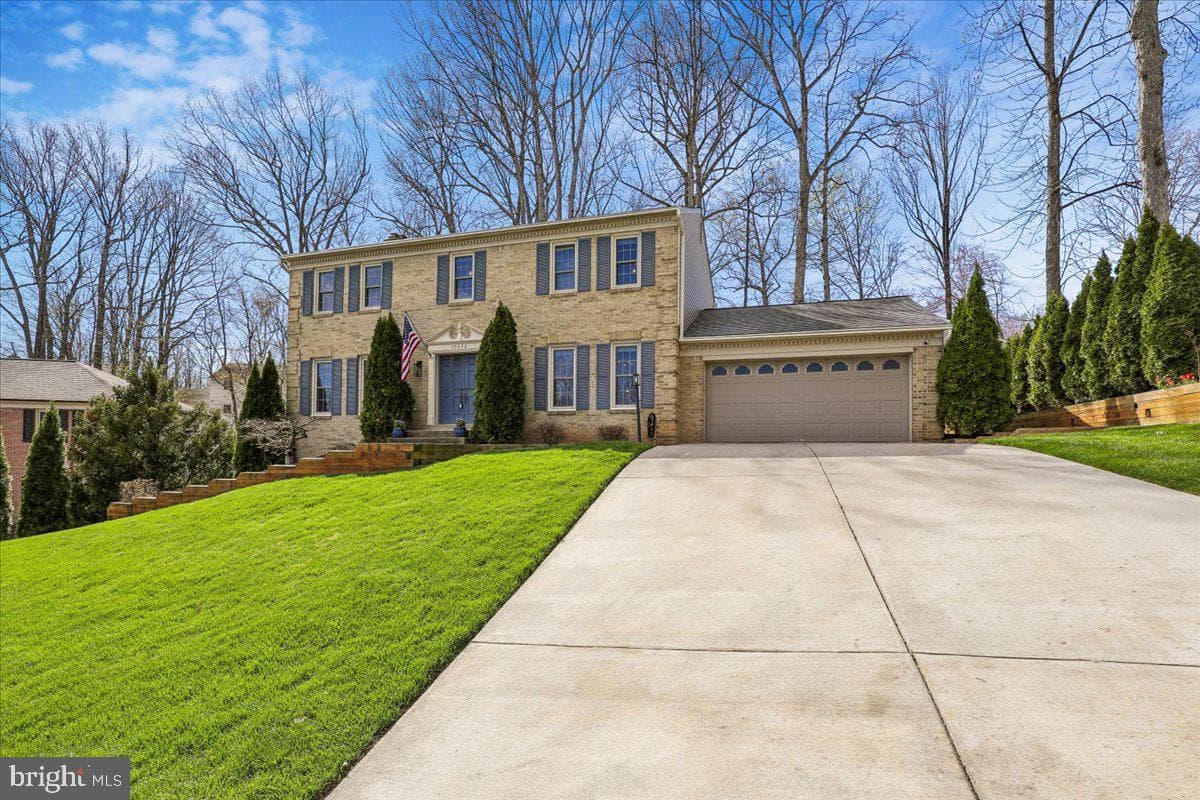 15432 Skyline Drive photo 1
