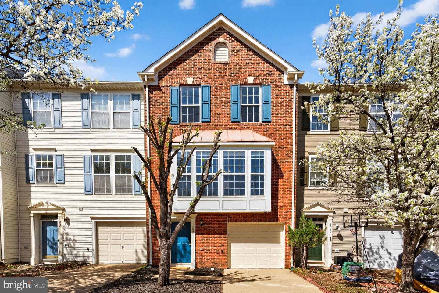 1252 Corbett Place