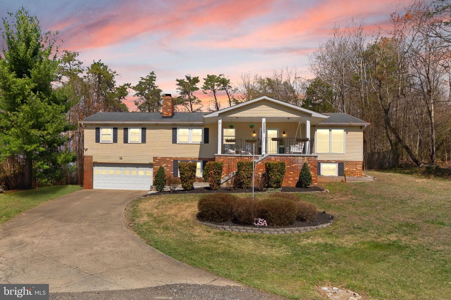 9000 Forestview Drive