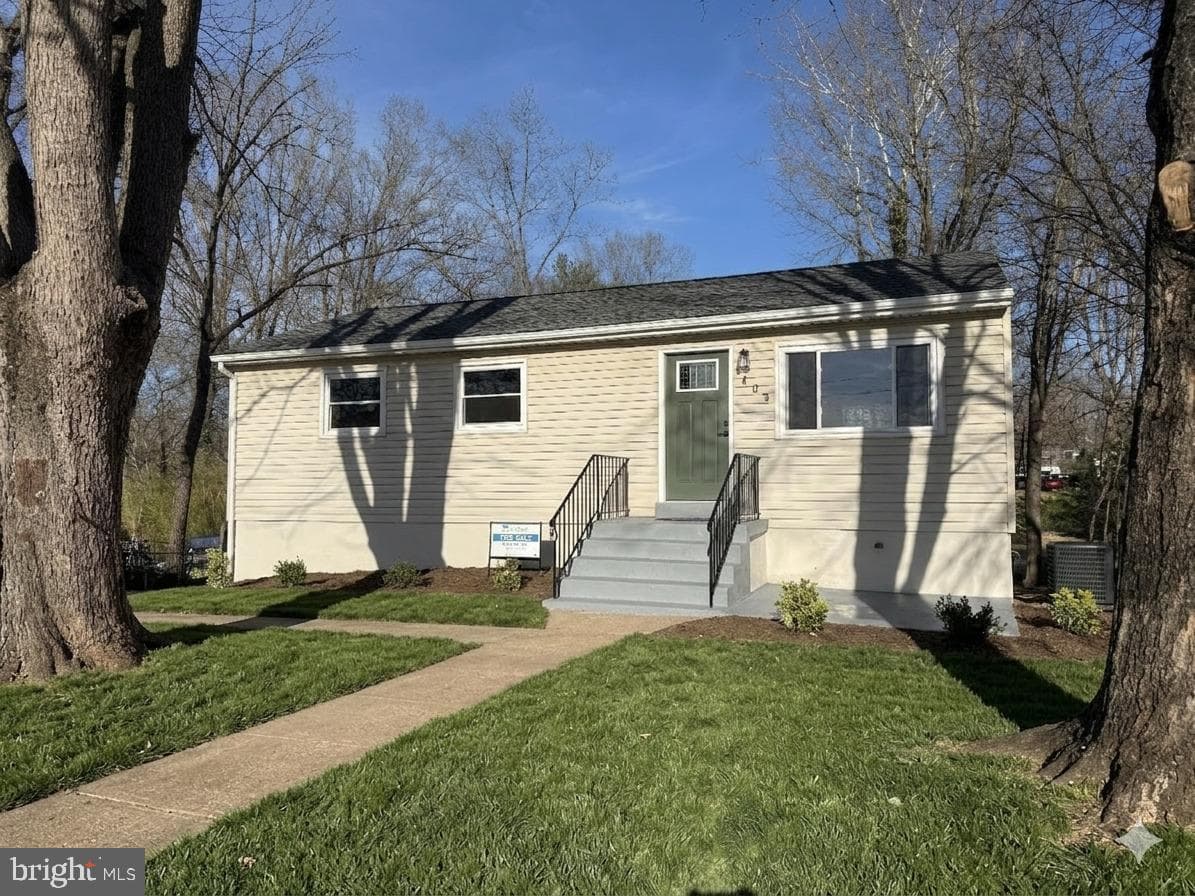 7405 Albemarle Drive photo 1