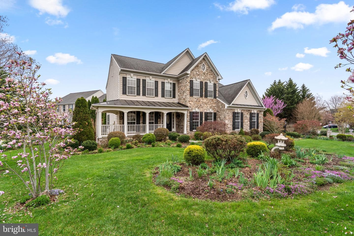 5725 Caribbean Court