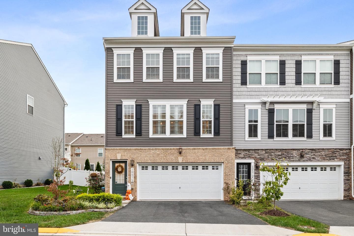 10572 Waterbury Woods Way