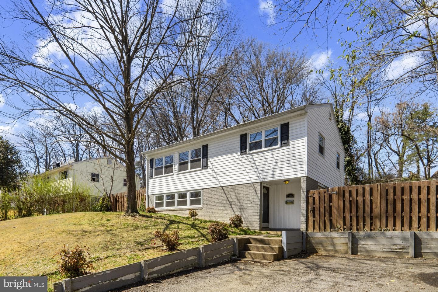 13312 Maple Leaf Lane