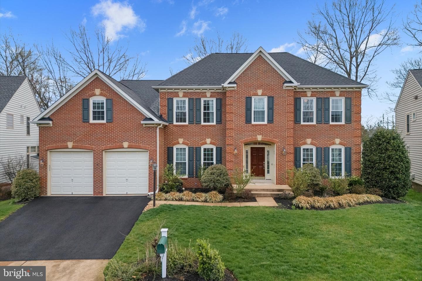 6070 Erinblair Loop photo 1