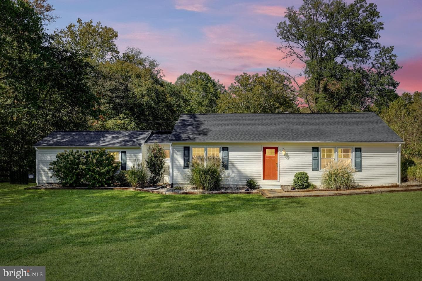 9422 Brentsville Road photo 1