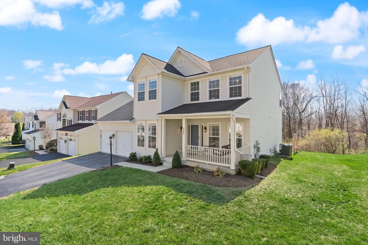 2927 Myrtlewood Drive