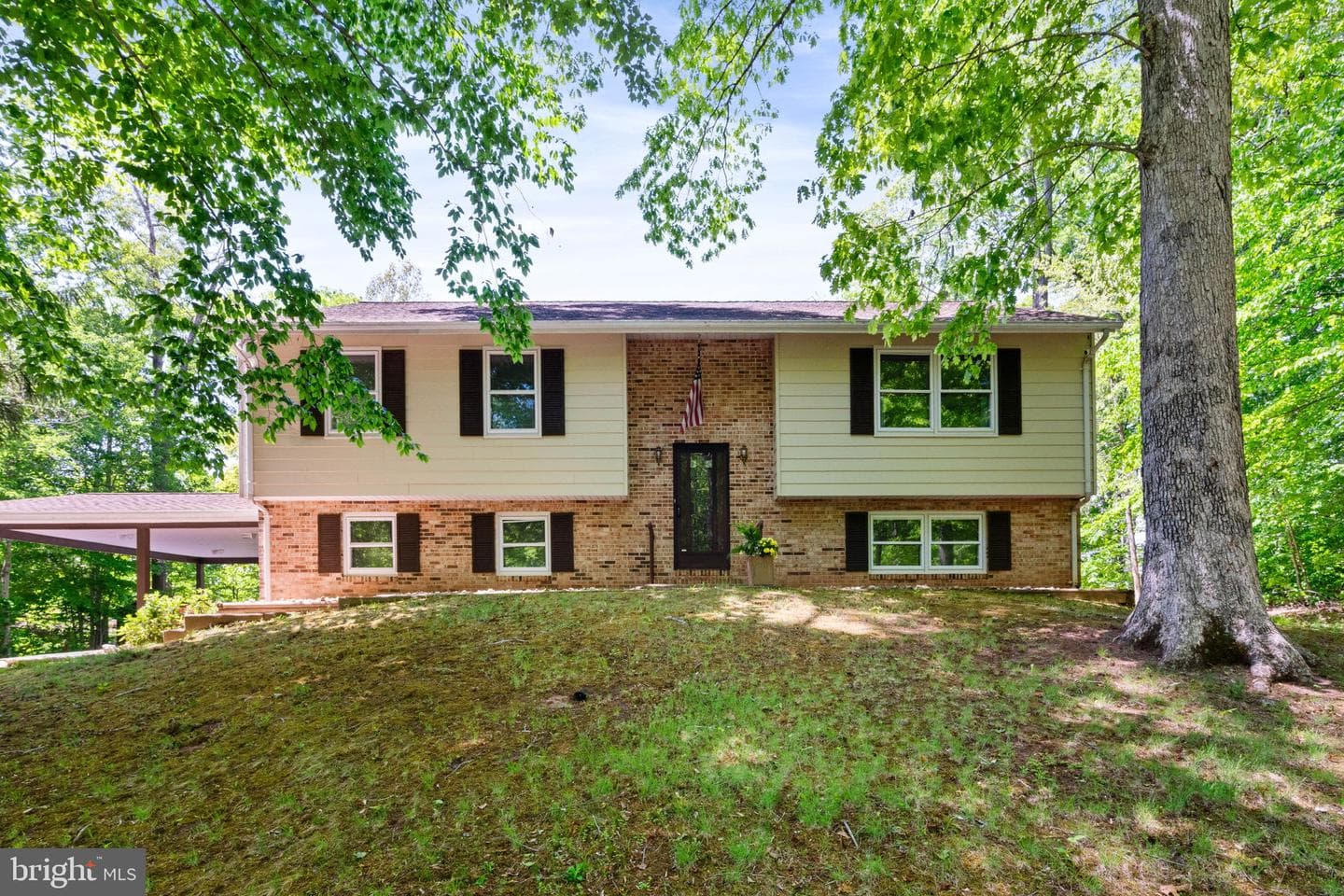 12020 Parkriver Drive photo 1