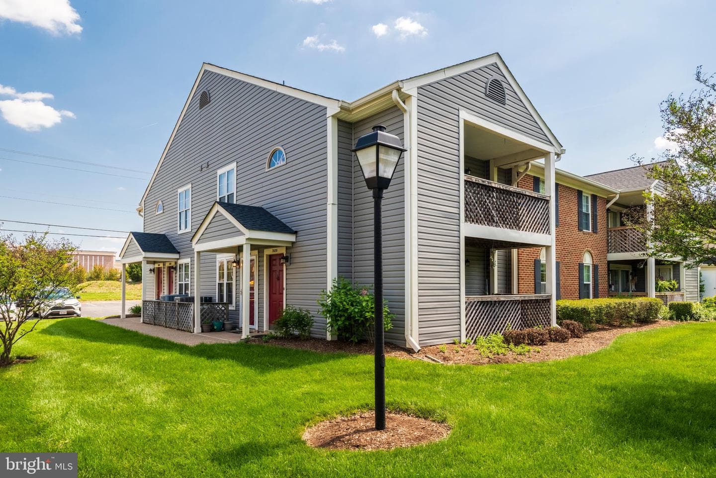 7824 Waverley Mill Court