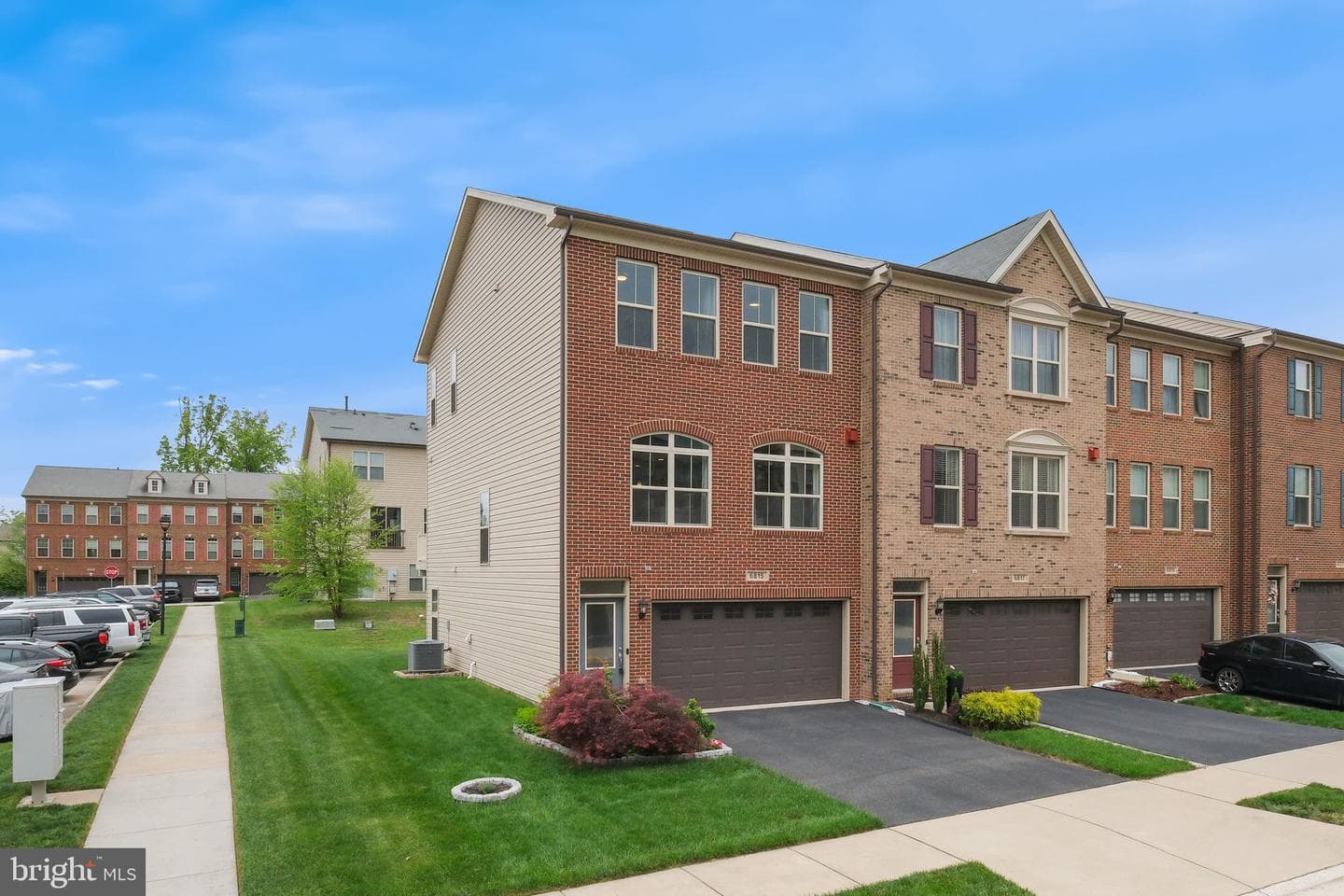 6815 William White Way