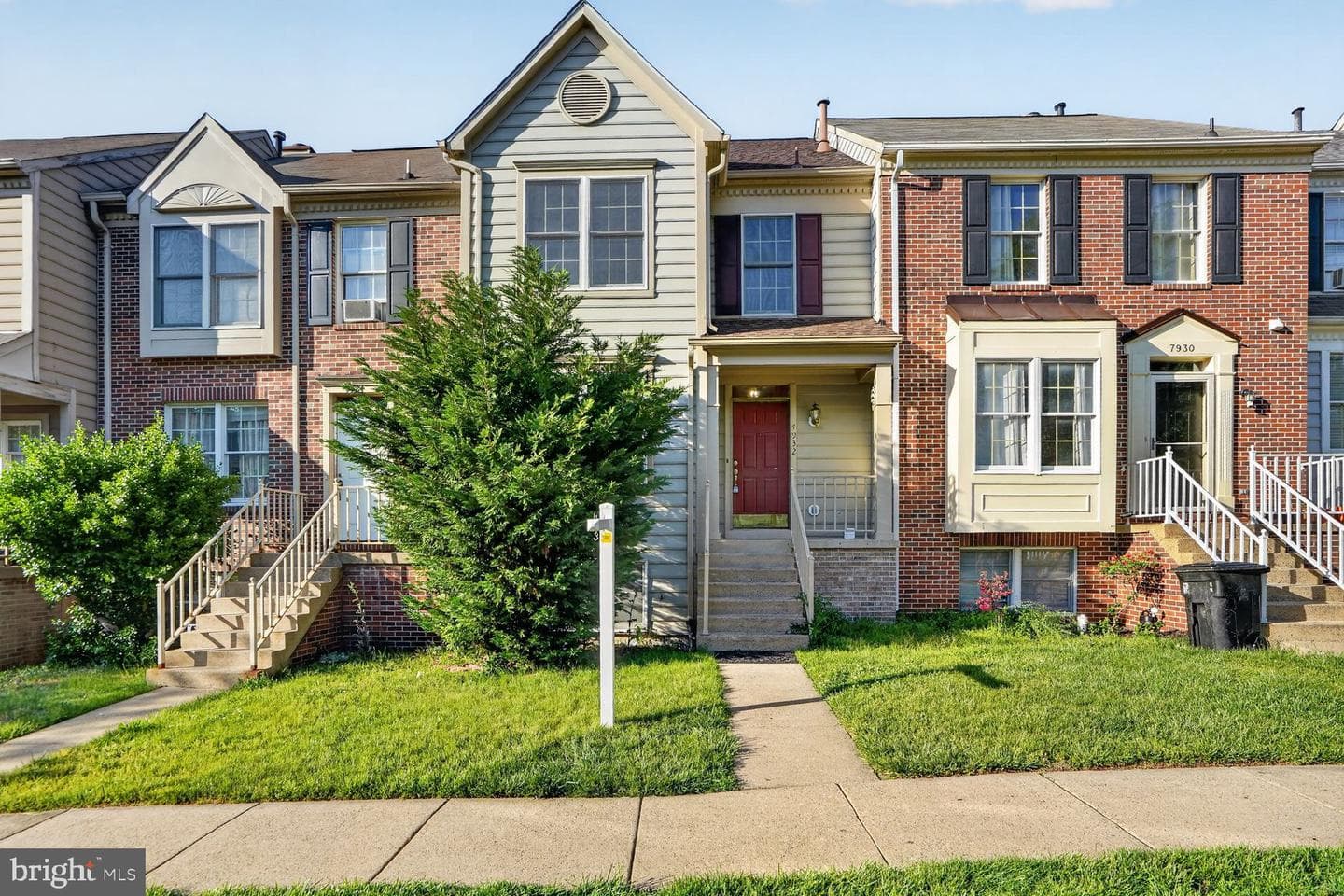 7932 Blue Gray Circle