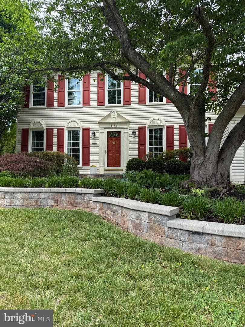 8176 Lone Oak Court