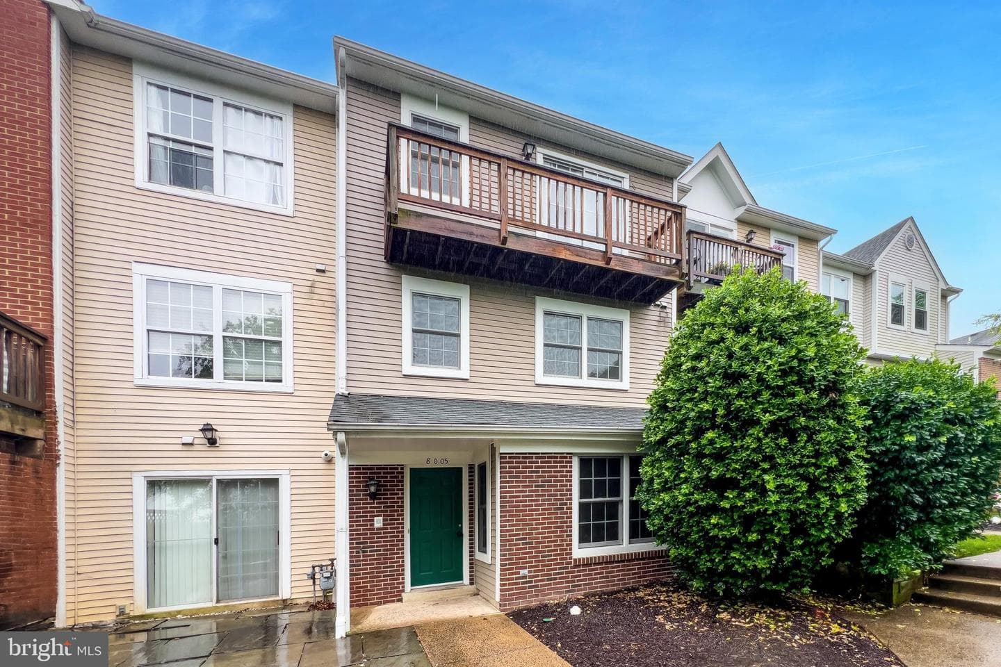8005 Coachcrest Court
