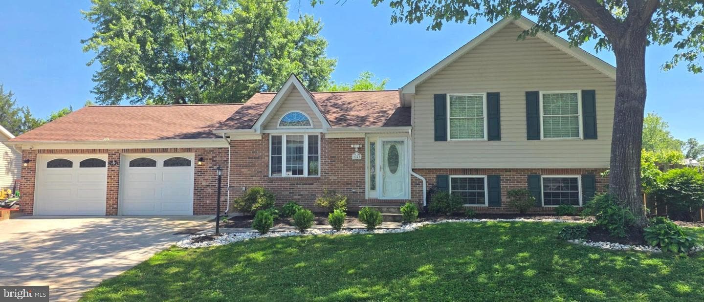 9843 Nimitz Court