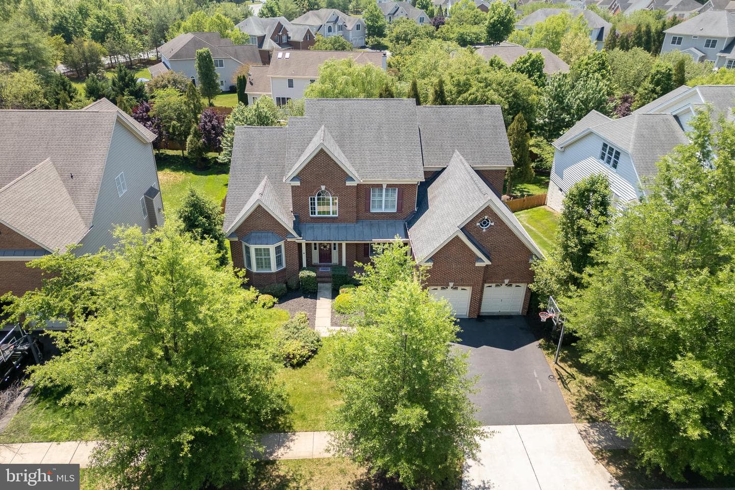 15709 Tanning House Place