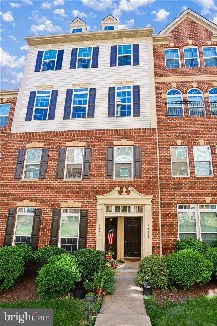 7481 Brunson Circle