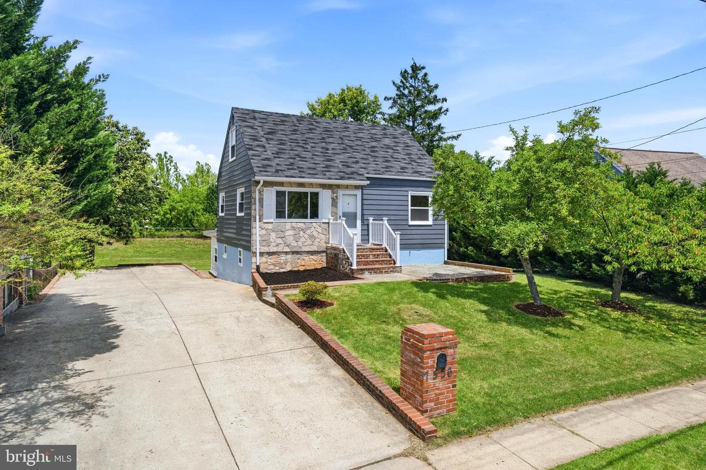 7556 Alleghany Road