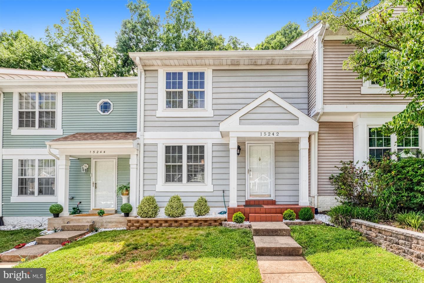 15242 Streamside Court