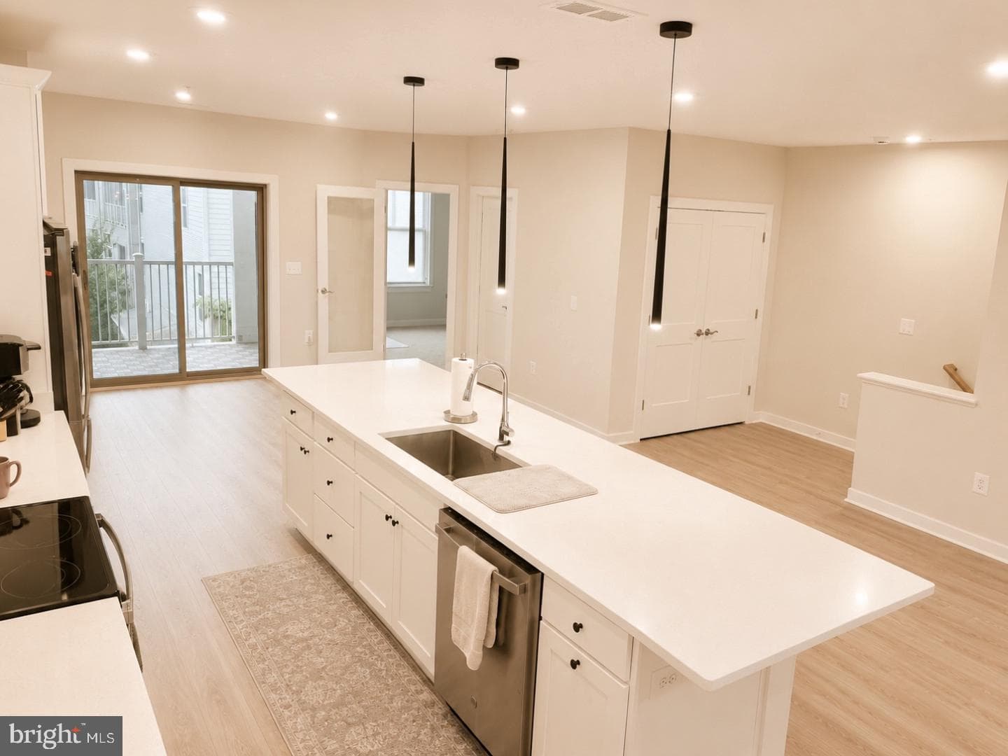 309 Awdry Way #b