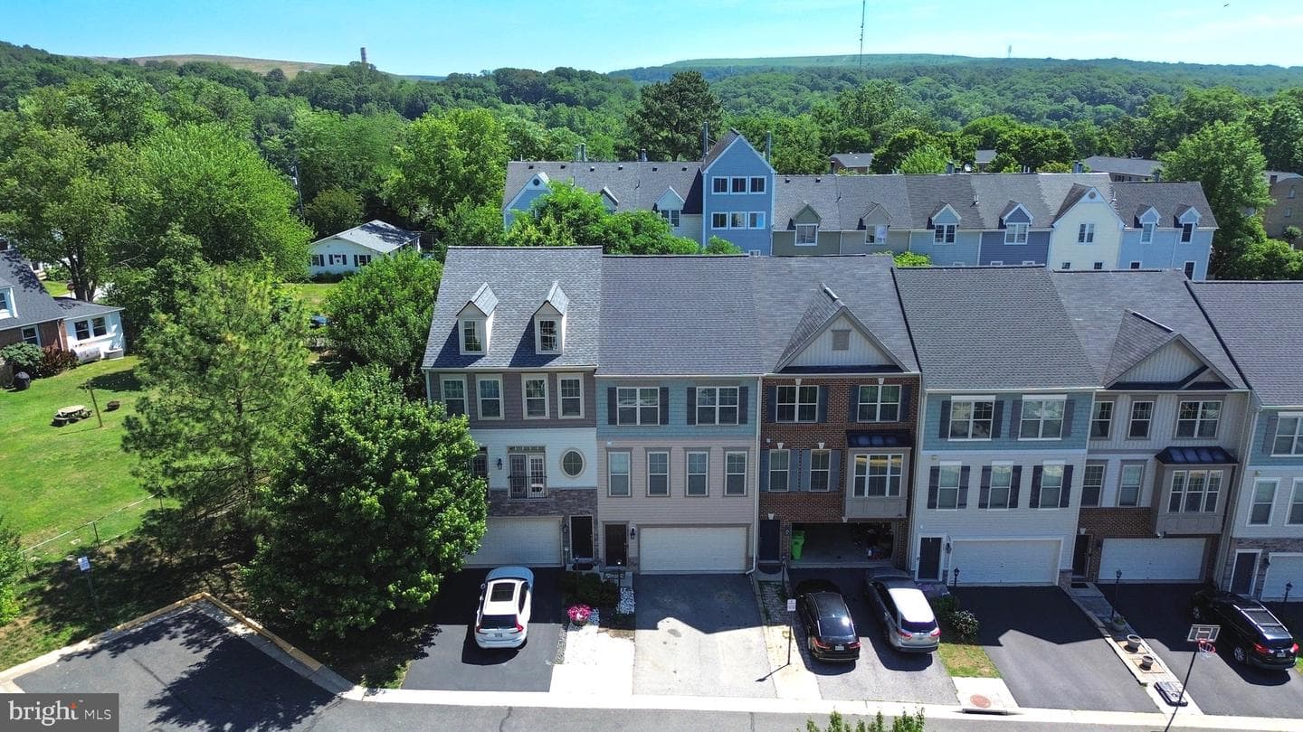 1403 Occoquan Heights Court, Occoquan