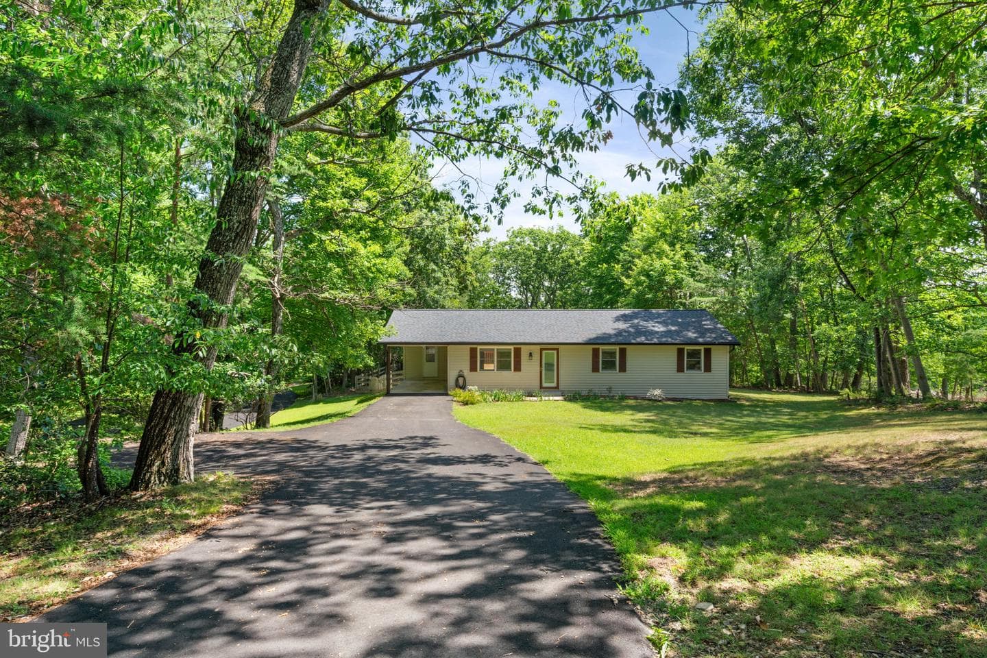 2409 Gore Drive, Haymarket